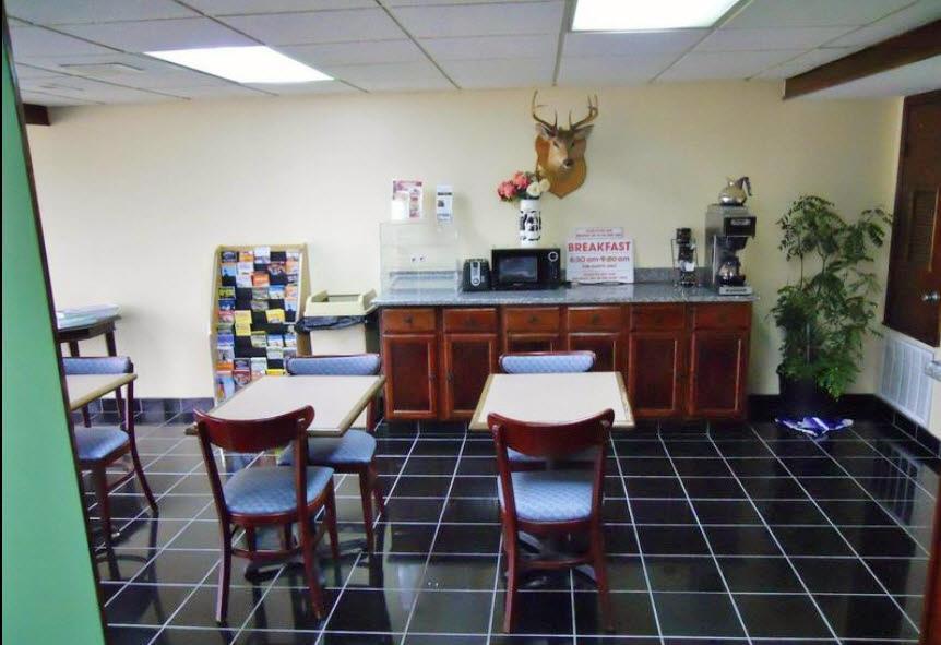 Americas Best Inn - Savannah I-95 Georgetown Restaurant photo