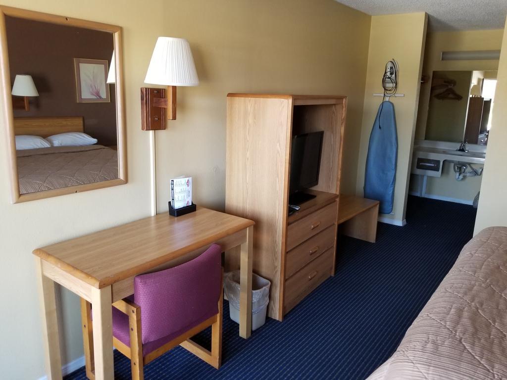 Americas Best Inn - Savannah I-95 Georgetown Extérieur photo